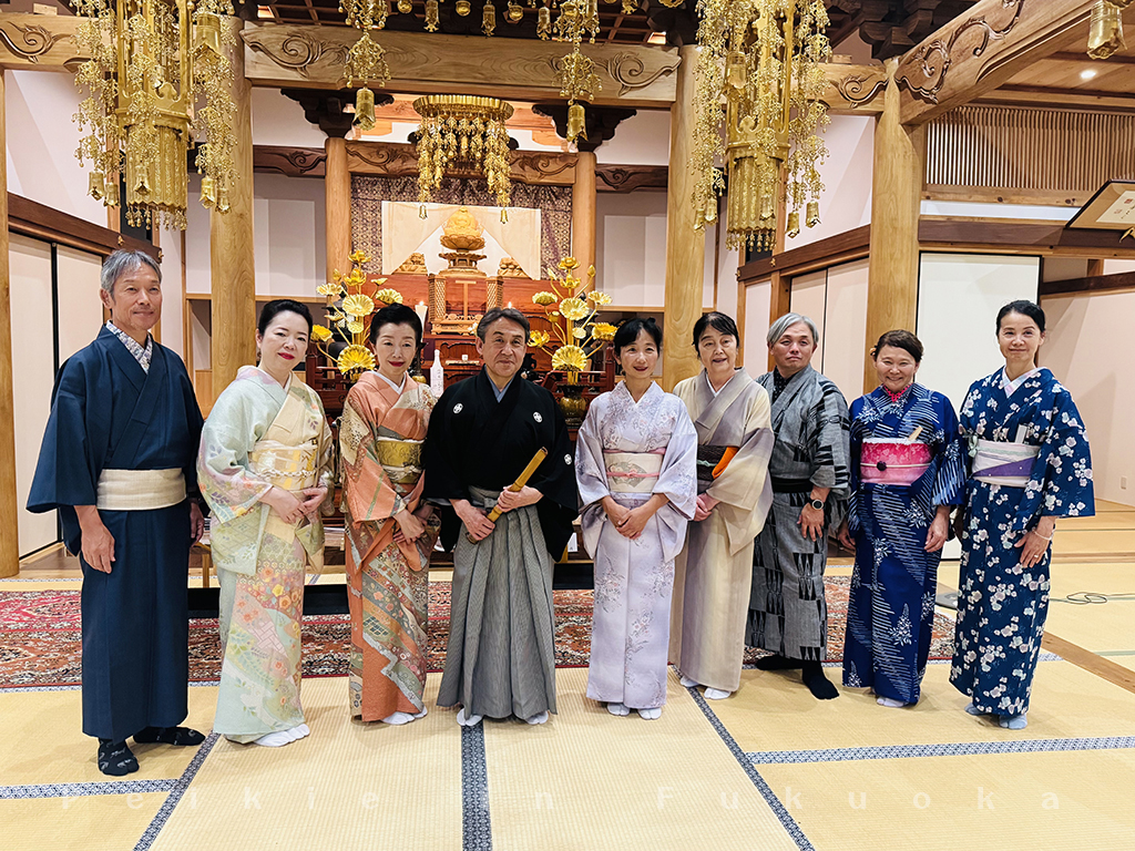 熊本阿蘇神社裡參加國寶級尺八搭配兩台琴的現場演奏