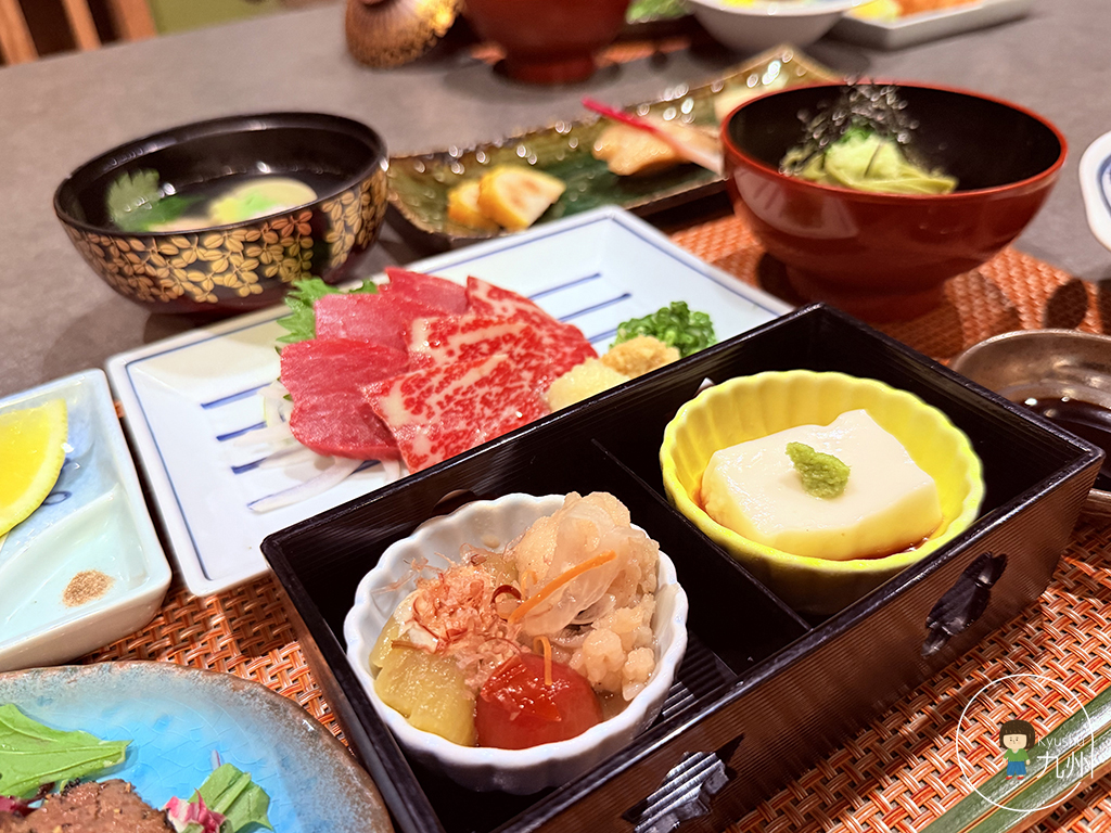 馬肉刺身 五郎八居酒屋