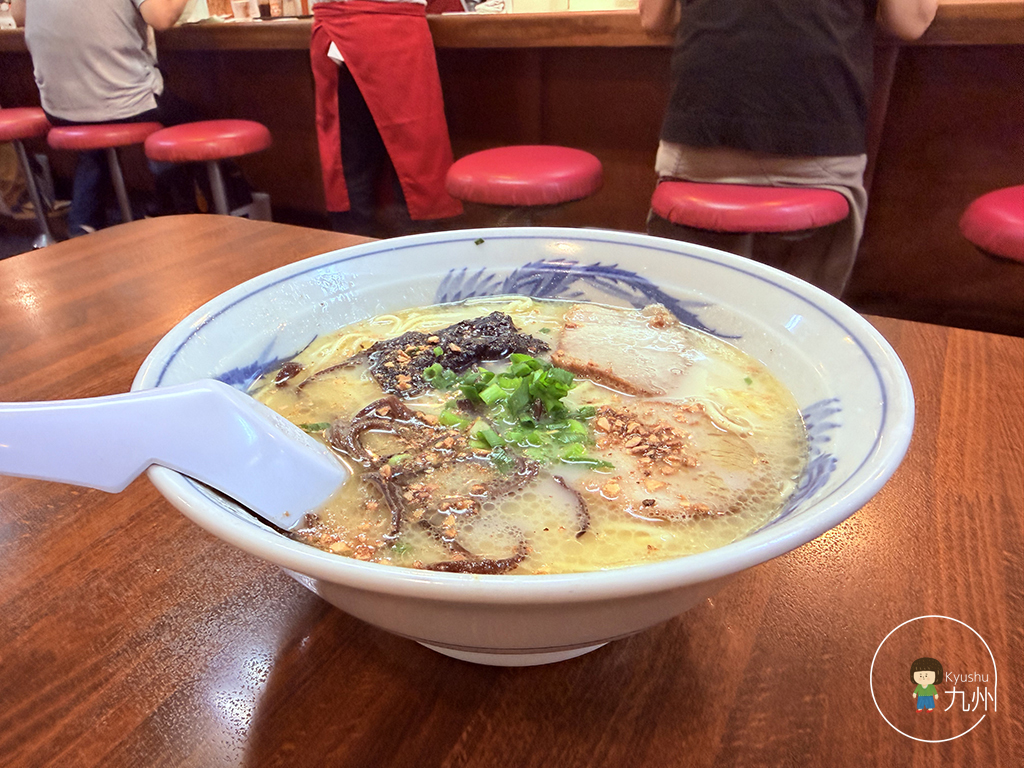 熊本拉麵發源地之一!走進老字號「こむらさき」