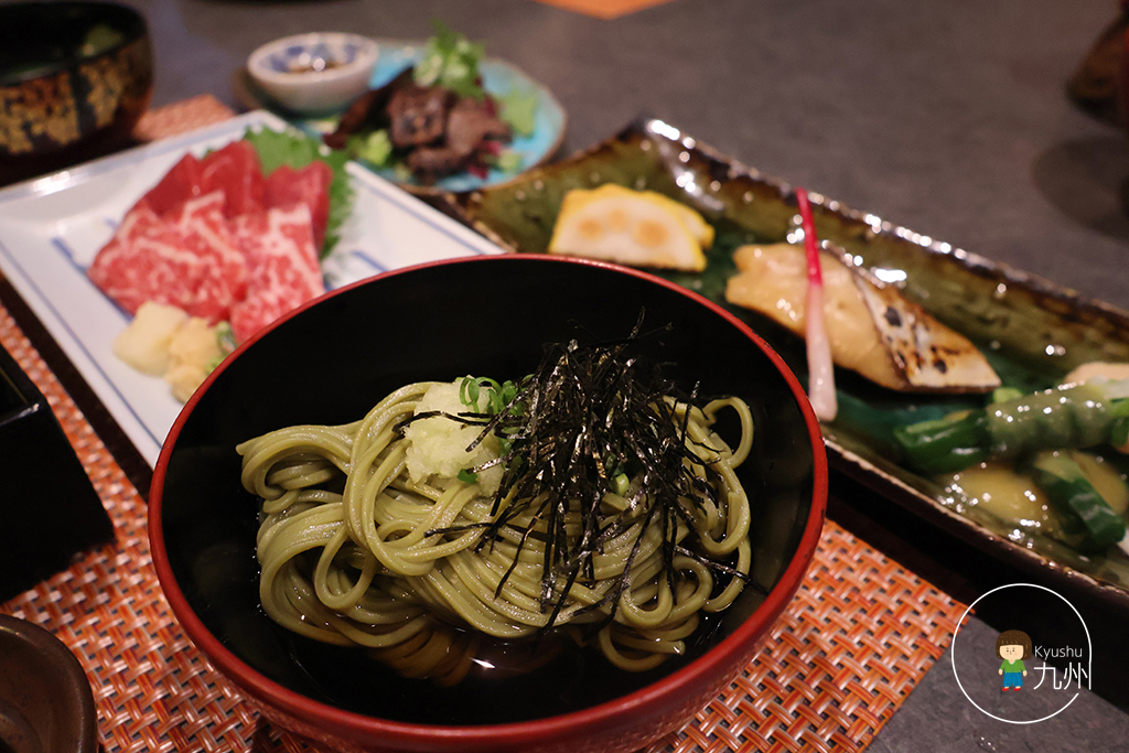 馬肉刺身 五郎八居酒屋