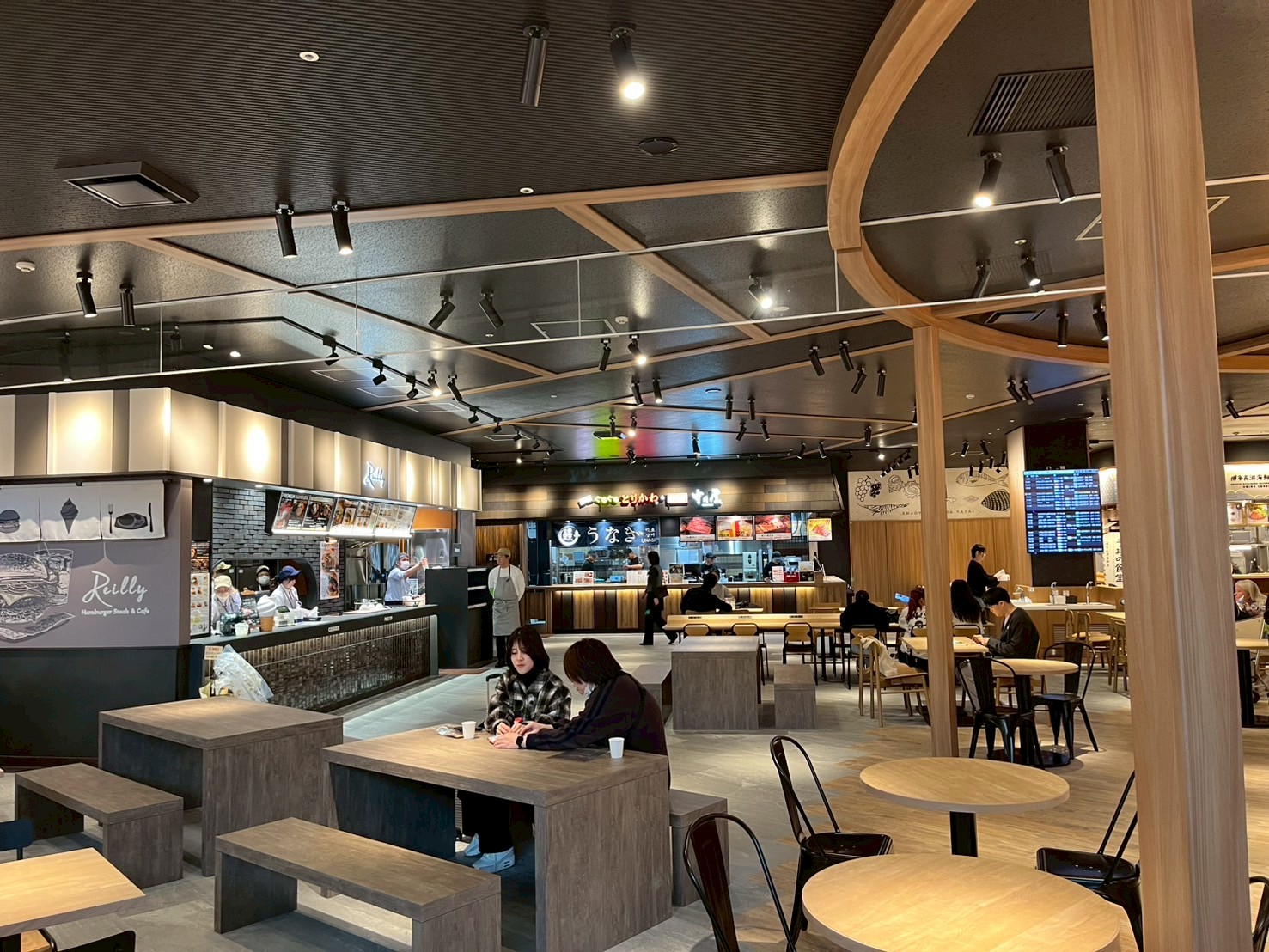 福岡空港免稅店Food Hall
